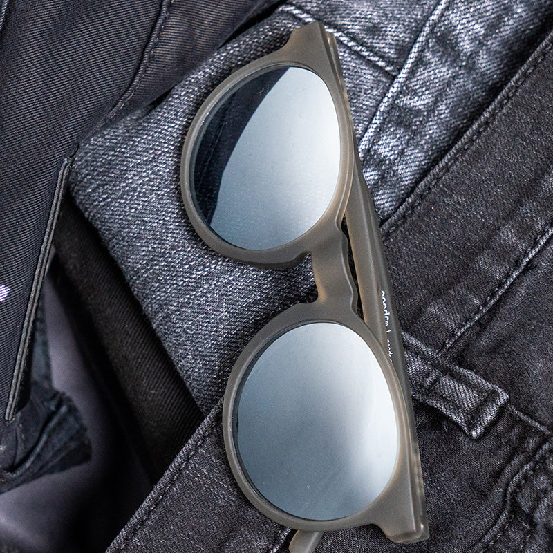 "Out of Black" Circle G Polarized Sunglasses - Korvel
