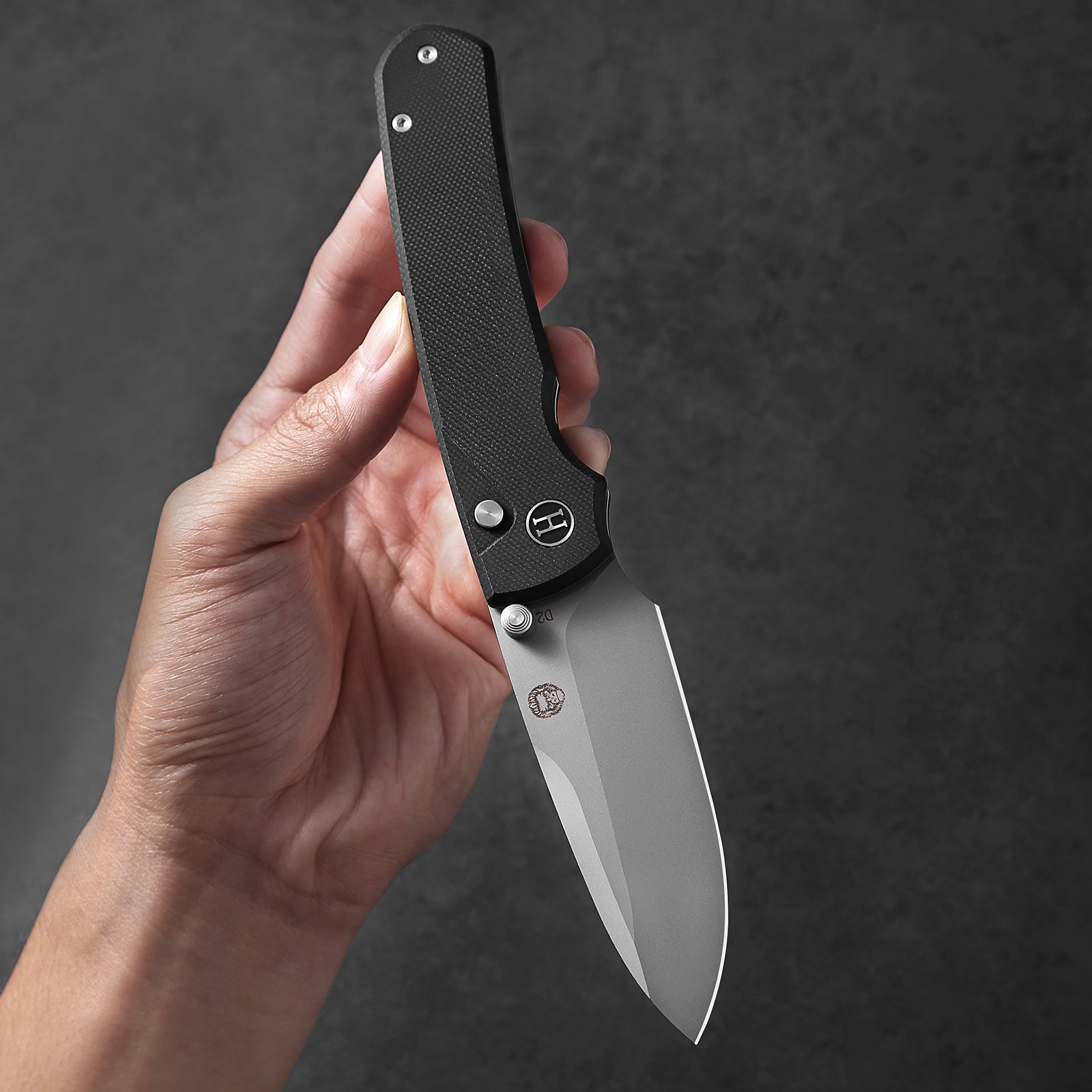 The Ultimate Folding Pocket Knife Gift Set for Adventurers (Sand & Black) - Korvel