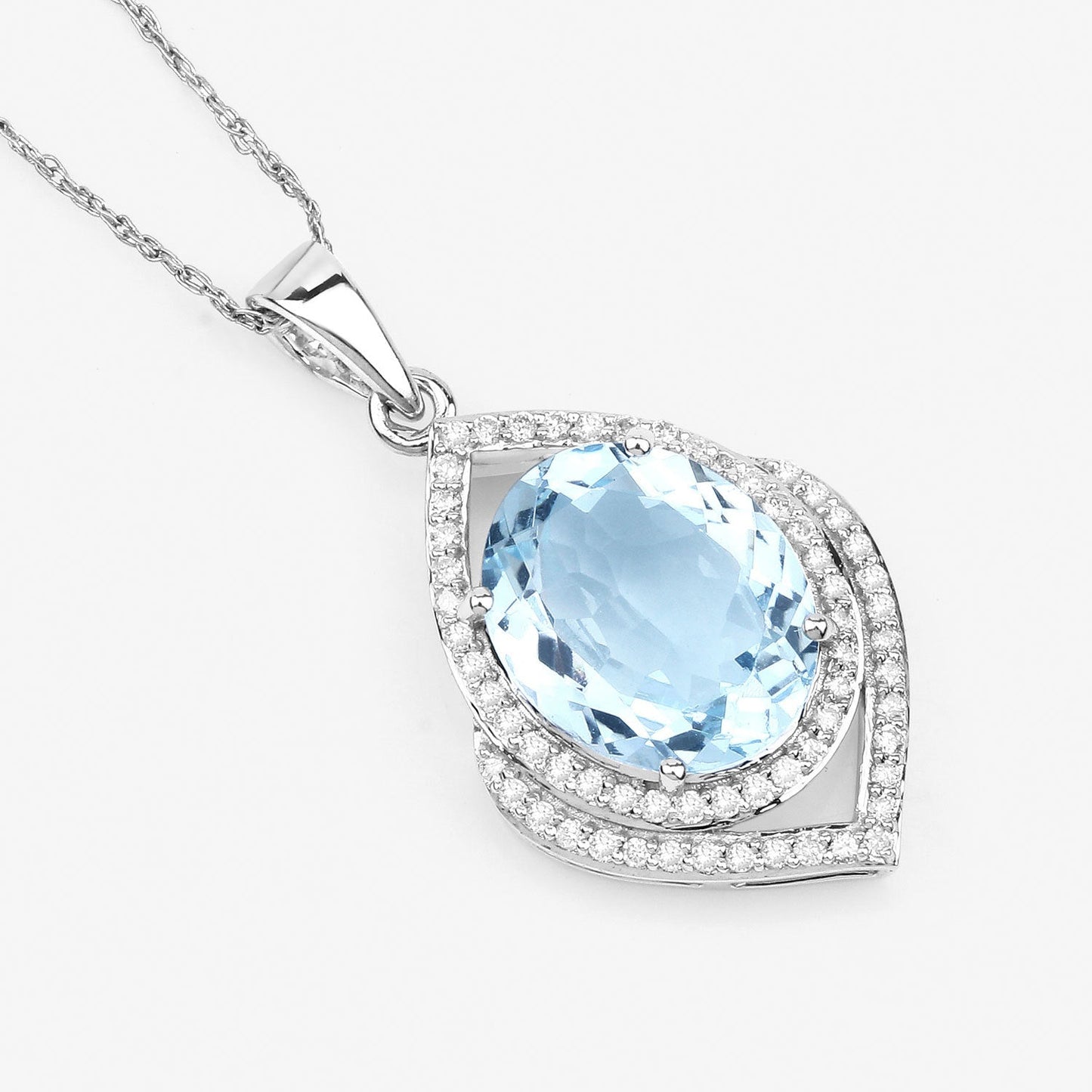 Colgante de Aguamarina y Diamante de 3.82 Quilates en Oro Blanco de 14K