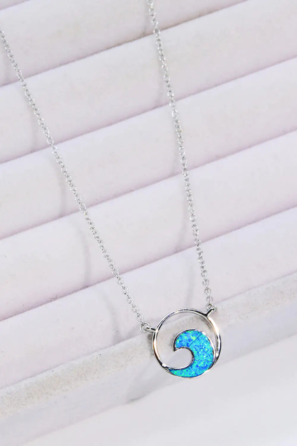 Collier Pendentif Vague en Opale
