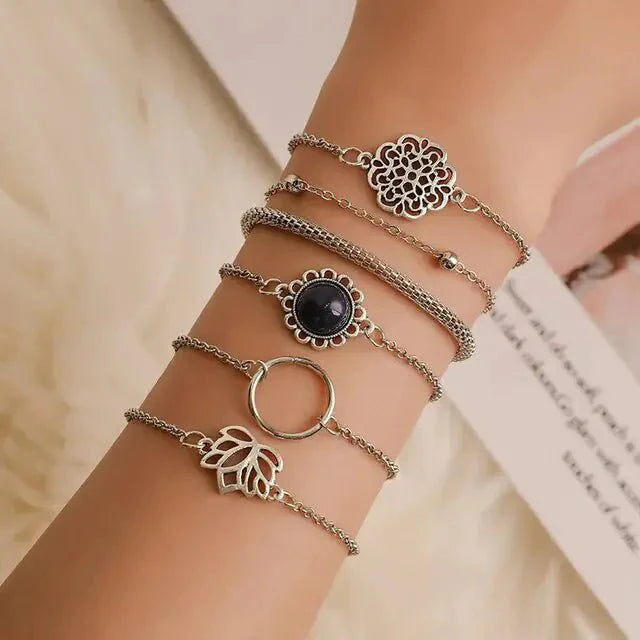 Conjunto de Pulseras de Encanto de Luna y Concha Bohemia de 5 Piezas