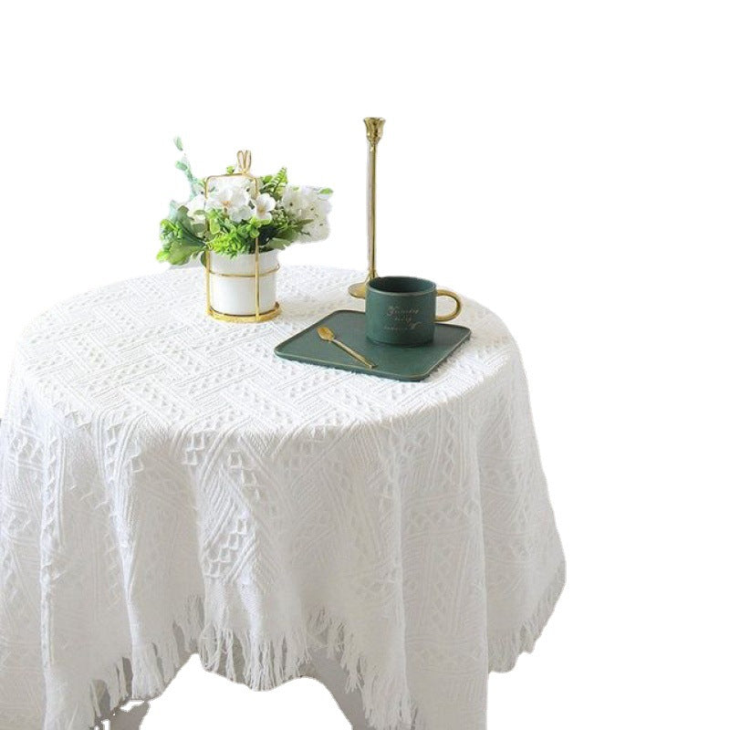 Elegant Lace White Tablecloth for Stylish Dining