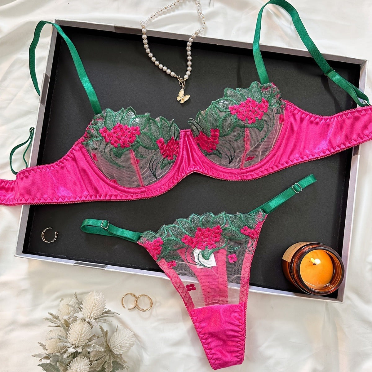 Conjunto de Tanga de Bordado de Malla Elegante para Mujeres