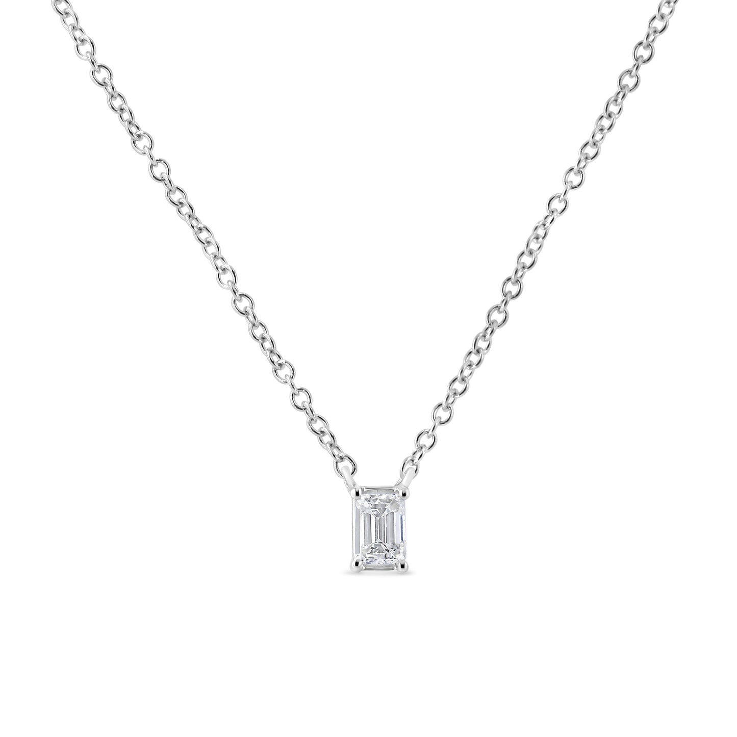 Collar de diamantes en forma de esmeralda de oro blanco de 14 quilates