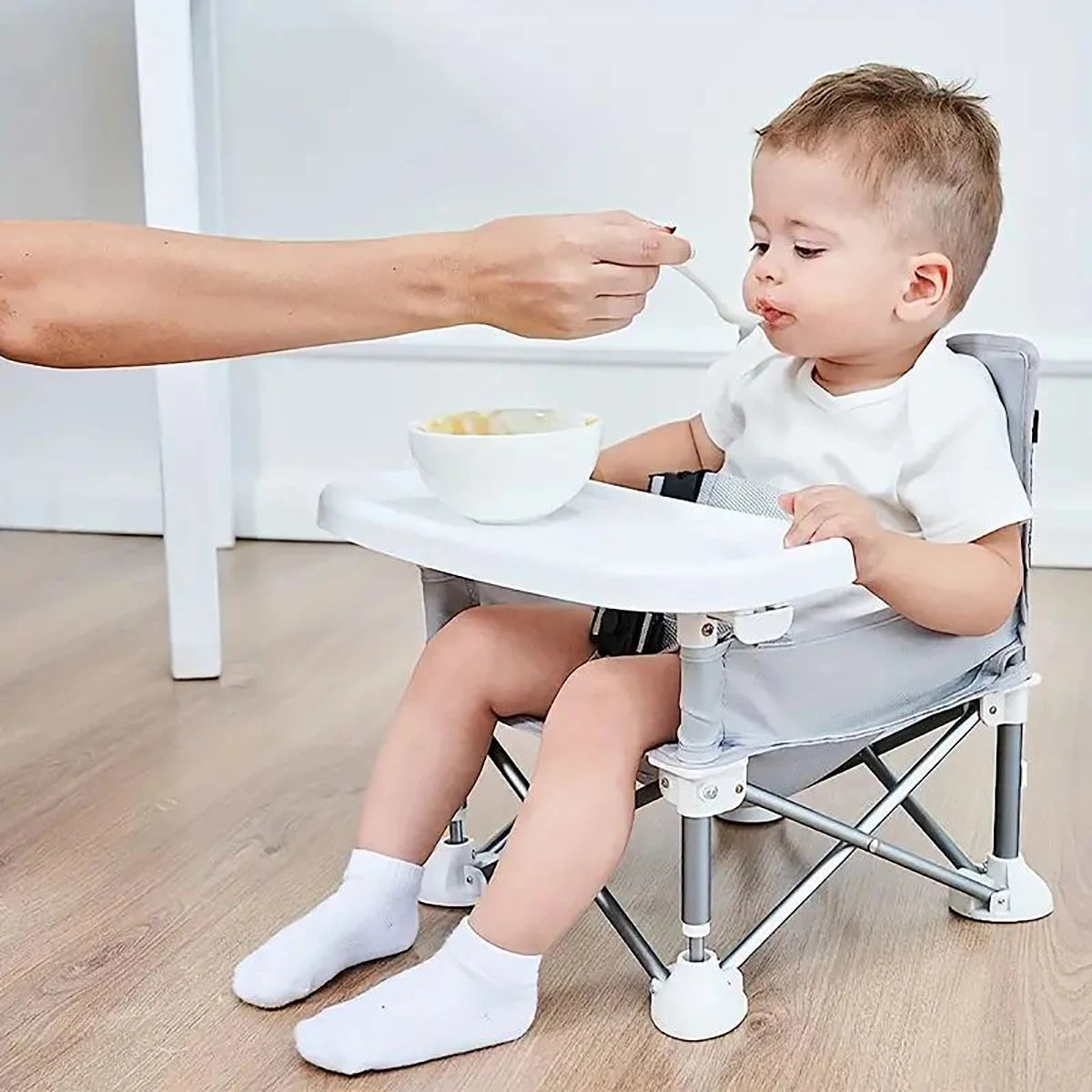 Children's dining chair portable foldable baby dining chair baby dining table small chair baby eating out folding - Korvel