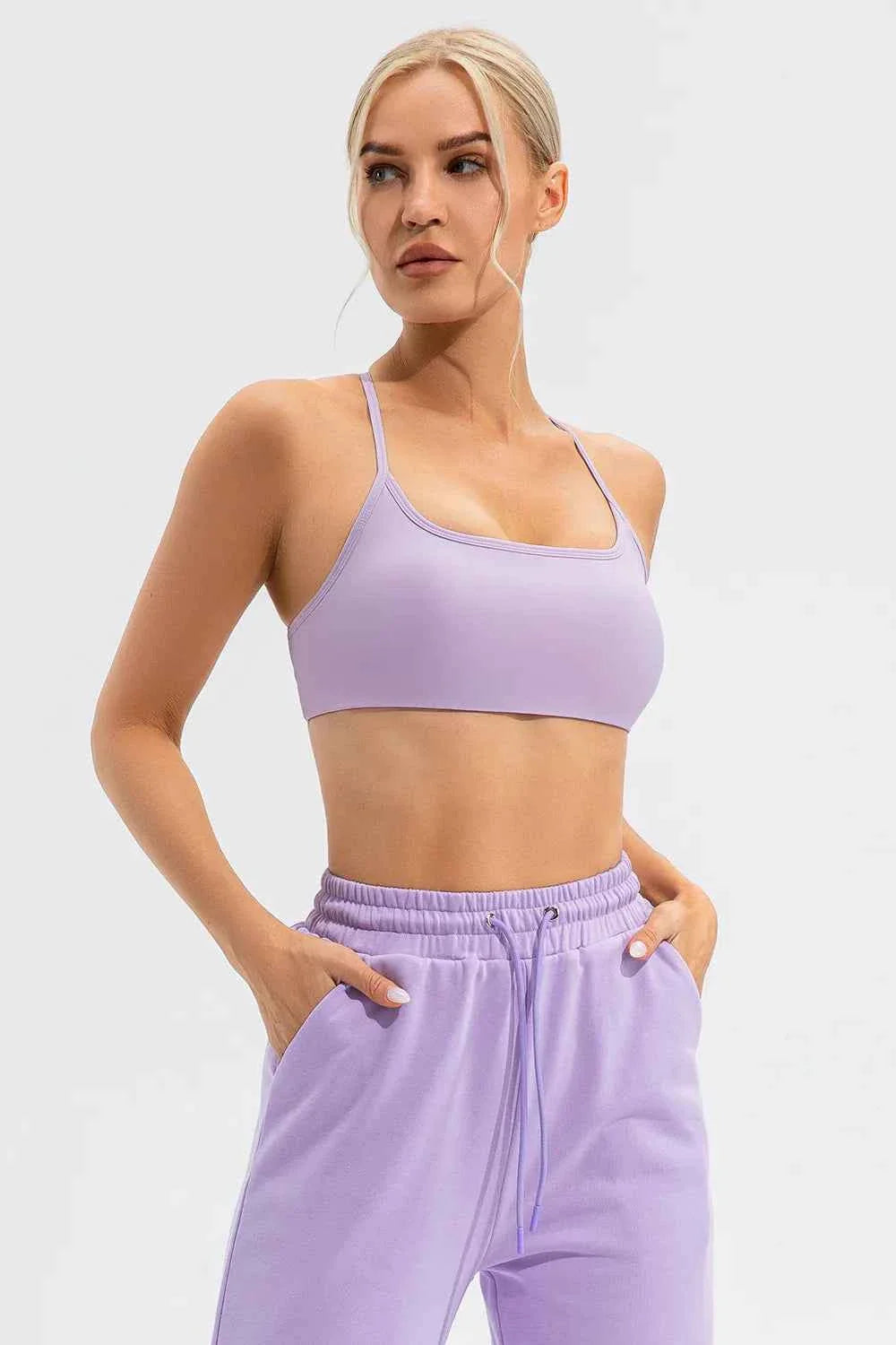 Camiseta Activa con Tirantes en Cruz