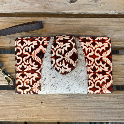 Chic Cowhide Clutch Wallet - Korvel