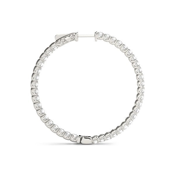 Boucles d'oreilles créoles en diamant en or blanc 14k avec sertissage à griffes partagées