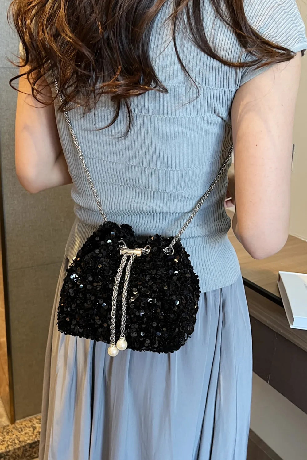 Sequin Chain Drawstring Bucket Bag - Korvel