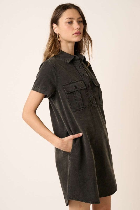 Robe Chemise à Manches Courtes avec Détails de Bouton et Col
