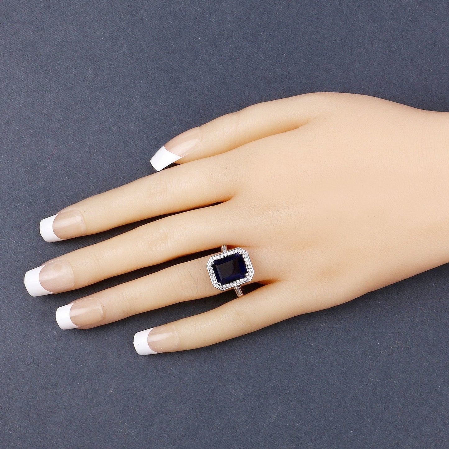Bague de fiançailles en or blanc 14K avec iolite et diamant de 3,70 carats