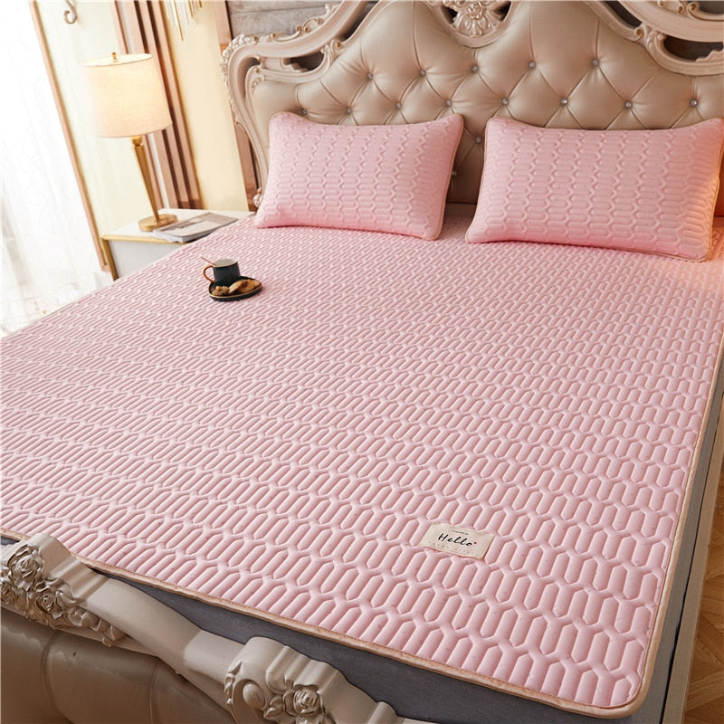 Summer Bed Sheet Ice Silk Mat Soft and Comfortable Latex Mattress Bedding Three-piece Breathable Mat for Comfortable Sleep - Korvel