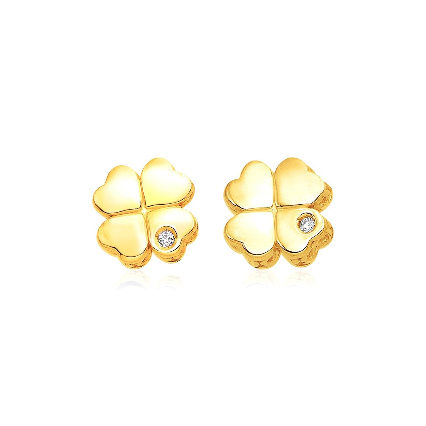 Boucles d'oreilles en or jaune 14 carats poli en forme de trèfle à quatre feuilles avec diamants