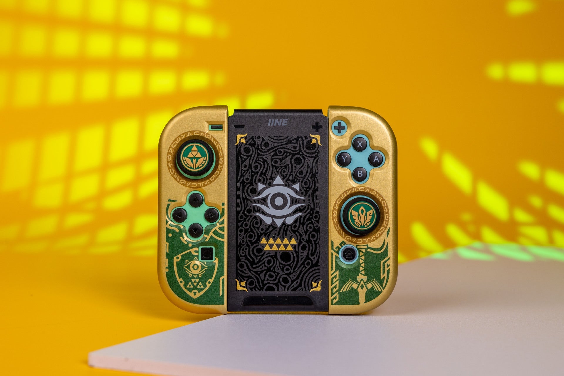 Switch/OLED Zelda Kingdom Tears Series Accessories Charging Grip - Korvel
