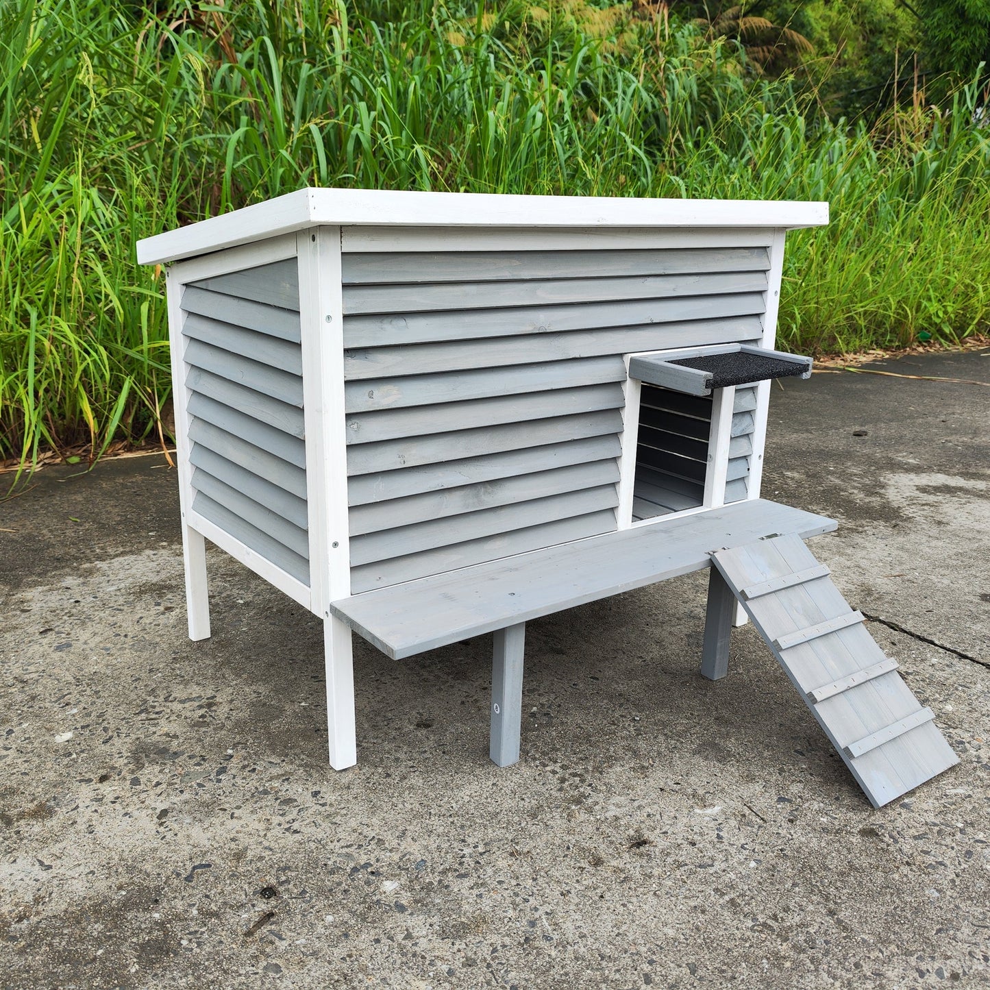 Outdoor Breathable Cat House for Outside Cats,Cat Shelter for Feral Cats with Escape Door,Porch Deck - Korvel