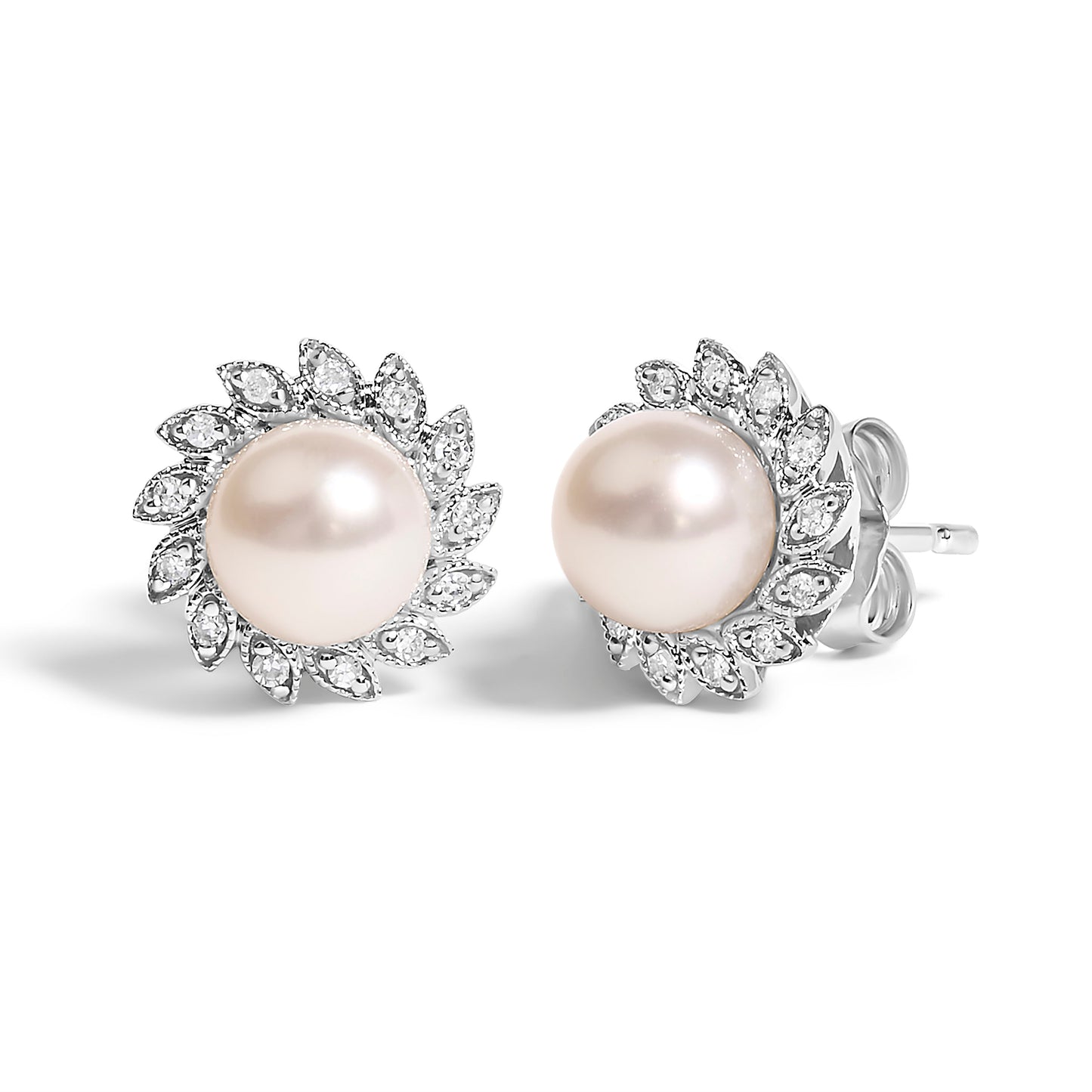 Pendientes de perlas y diamantes en halo de oro blanco de 10 quilates
