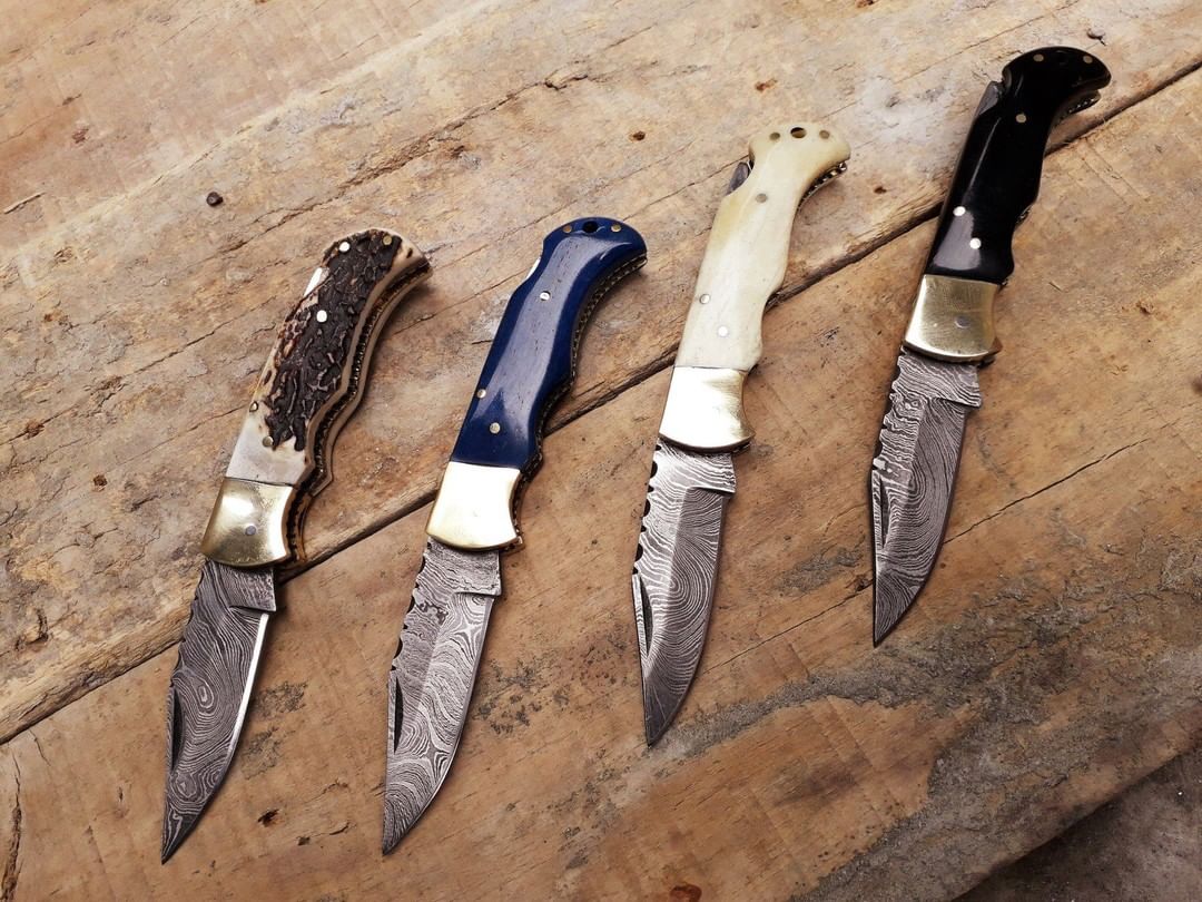 Exquisite Handmade Damascus Steel Folding Pocket Knives - Korvel