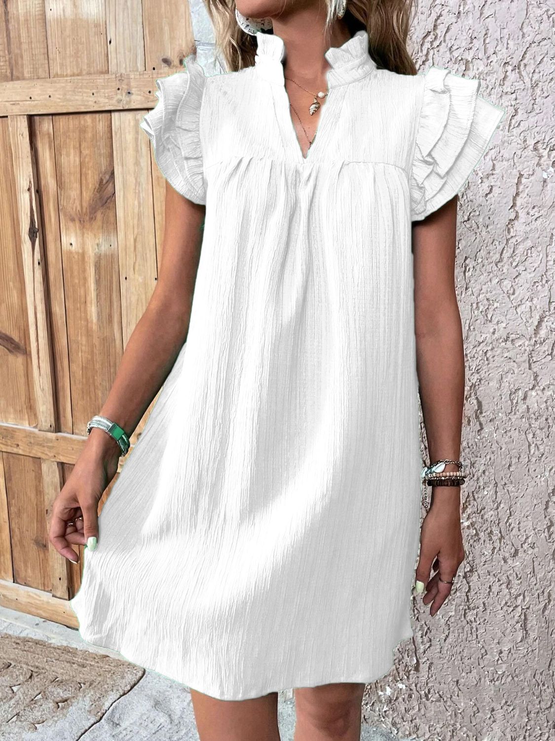 Robe Mini Élégante à Manches Courtes Volantes
