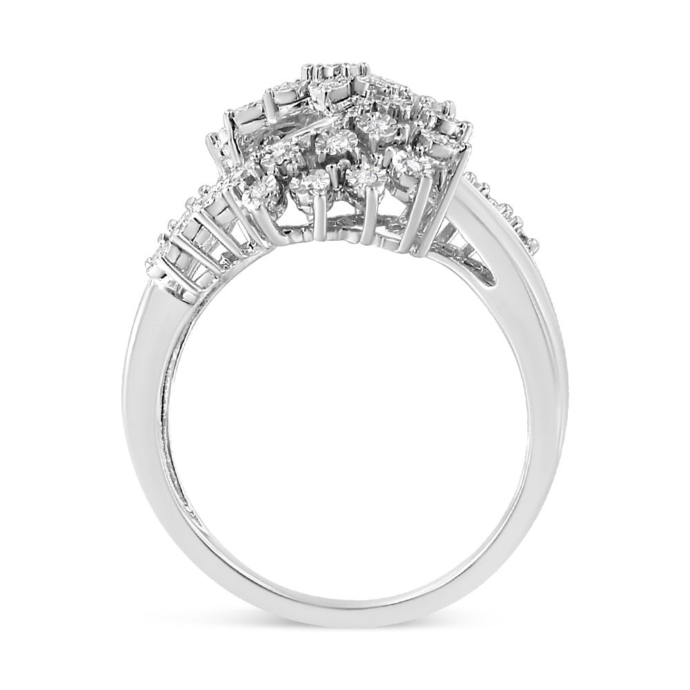 Bague cocktail en or blanc 10K avec diamants ronds et baguette - Taille 7