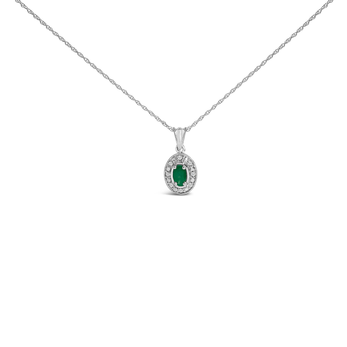 Collar con colgante de ópalo verde esmeralda y diamantes en oro blanco de 14 quilates