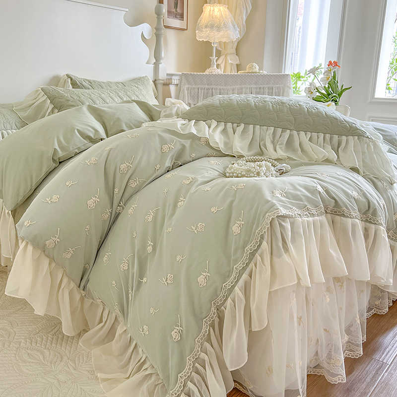 Funda de Cama de Algodón Elegante con Detalle de Encaje