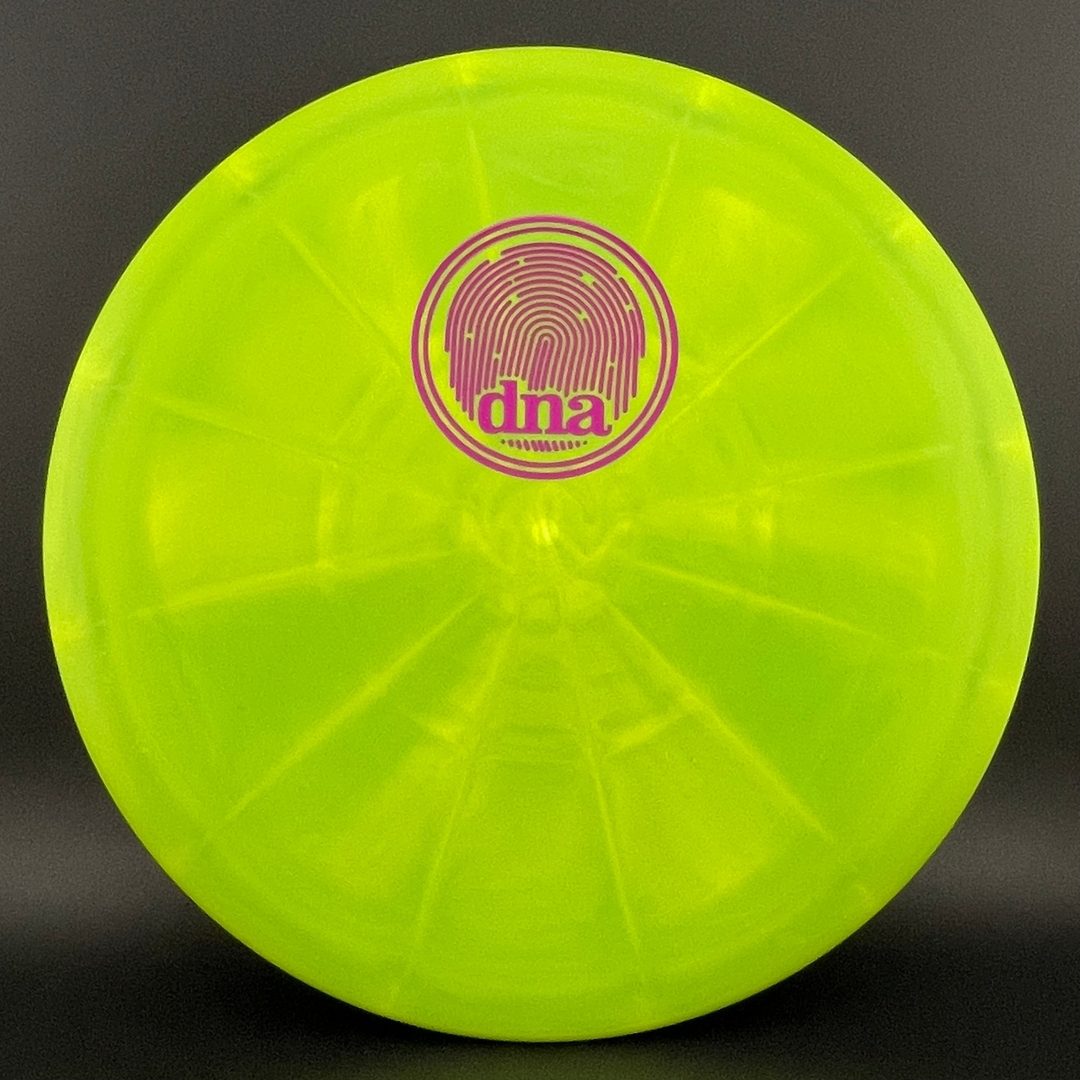 Exo Hard Vapor MD5 - Série DNA de Kyle Klein