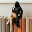Estatua Femenina Sentada de Halloween para Decoración del Hogar