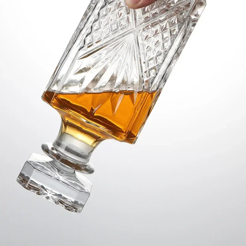 Crystal Glass Whiskey Decanter, Lead-Free, Luxury Barware, Wine Bottle, Home Party, 750ml - Korvel