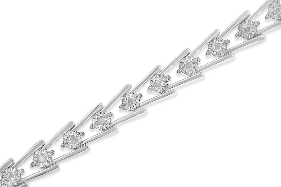 Pulsera de eslabones en estilo onda de plata esterlina con diamantes