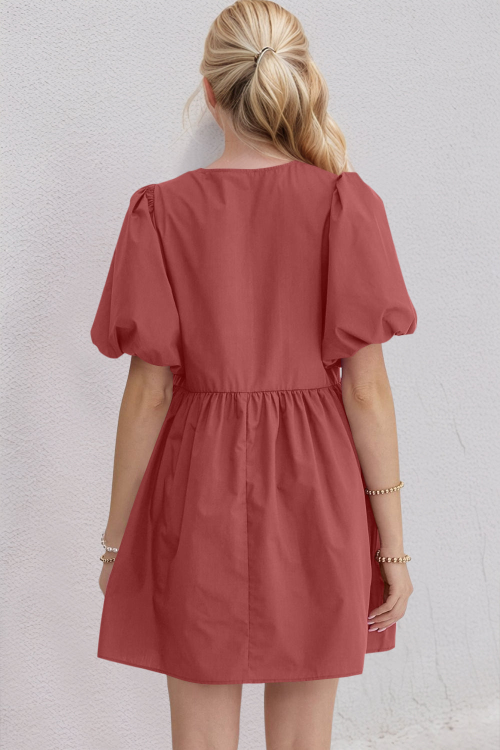 Elegant Ruched Puff Sleeve Mini Dress with Bow Detail