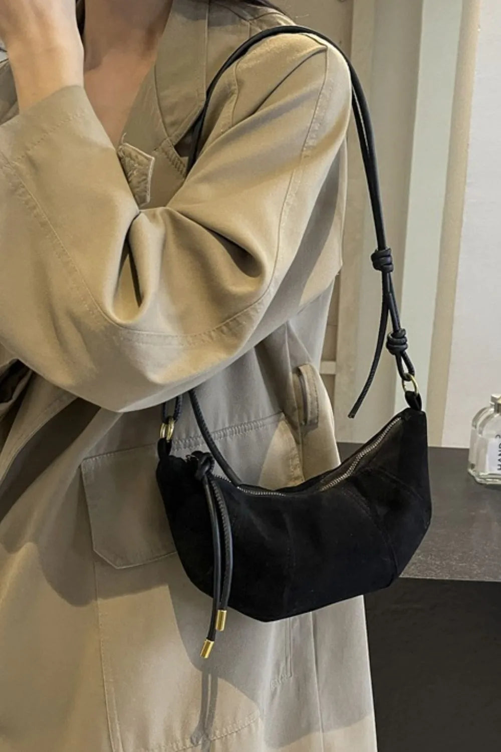 PU Leather Strap Suede Shoulder Bag - Korvel
