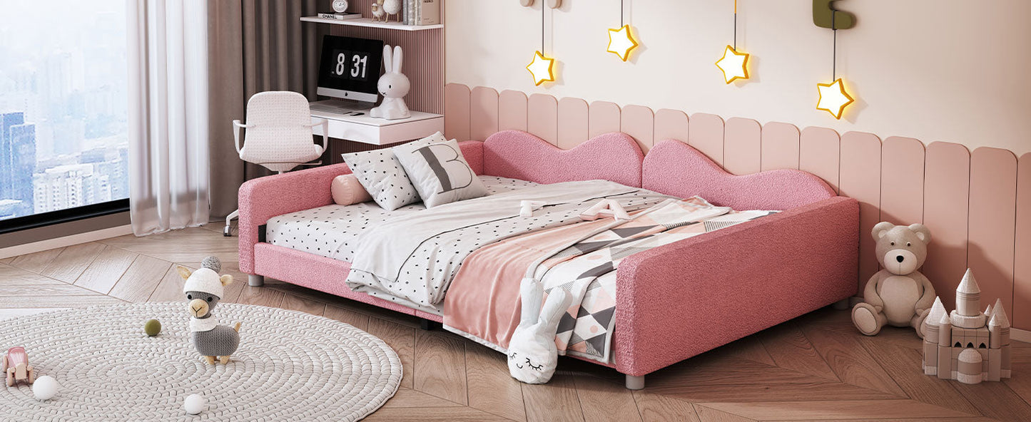 Lit de jour rembourré de taille normale en rose avec dossier en forme de nuage