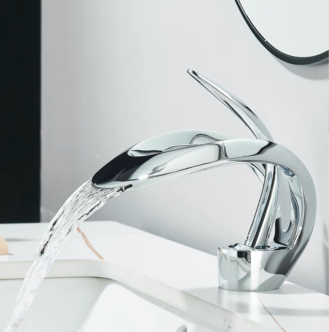 AquaFalls Chrome Tap - Korvel