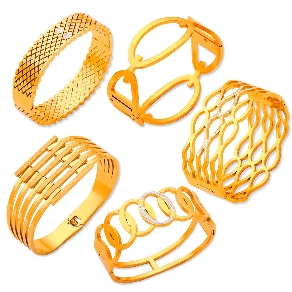 Fashion metal titanium steel bracelet with female geometric design and diamond studded spring buckle bracelet - Korvel