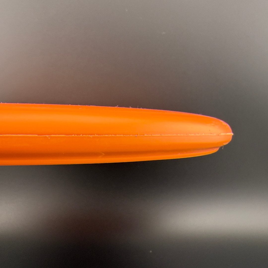 Classic Swirl Judge - Putter de Disc Golf Premium