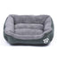 Cama para mascotas de felpa suave y acogedora con fondo impermeable