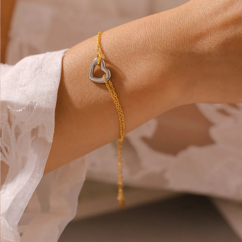 Elegant 18K Gold-Plated Heart Bracelet