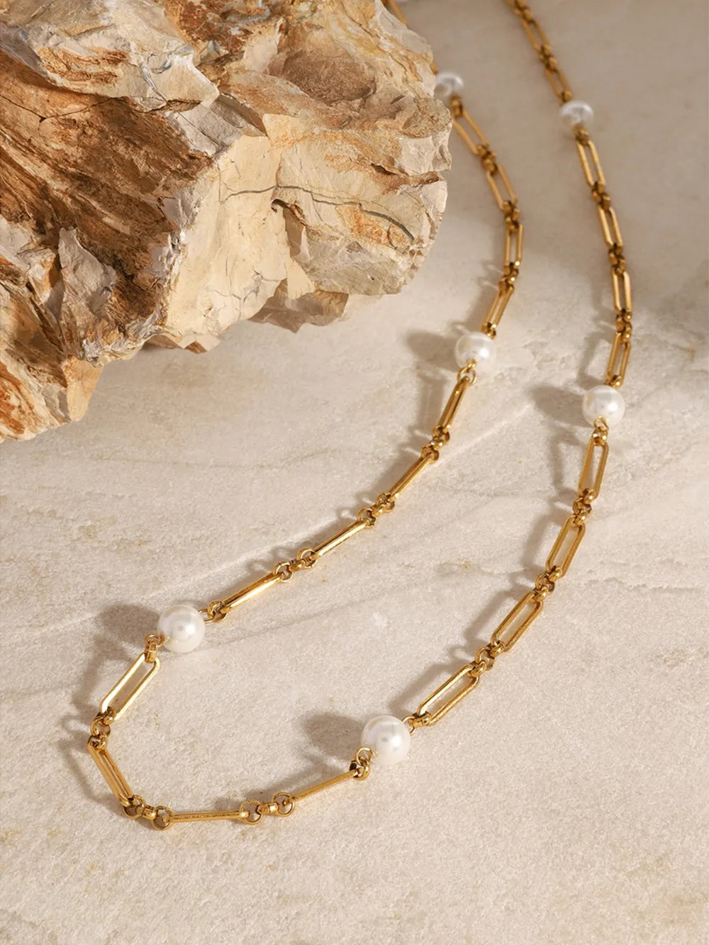 Collar de Cadena de Perlas de Acero Inoxidable Elegante