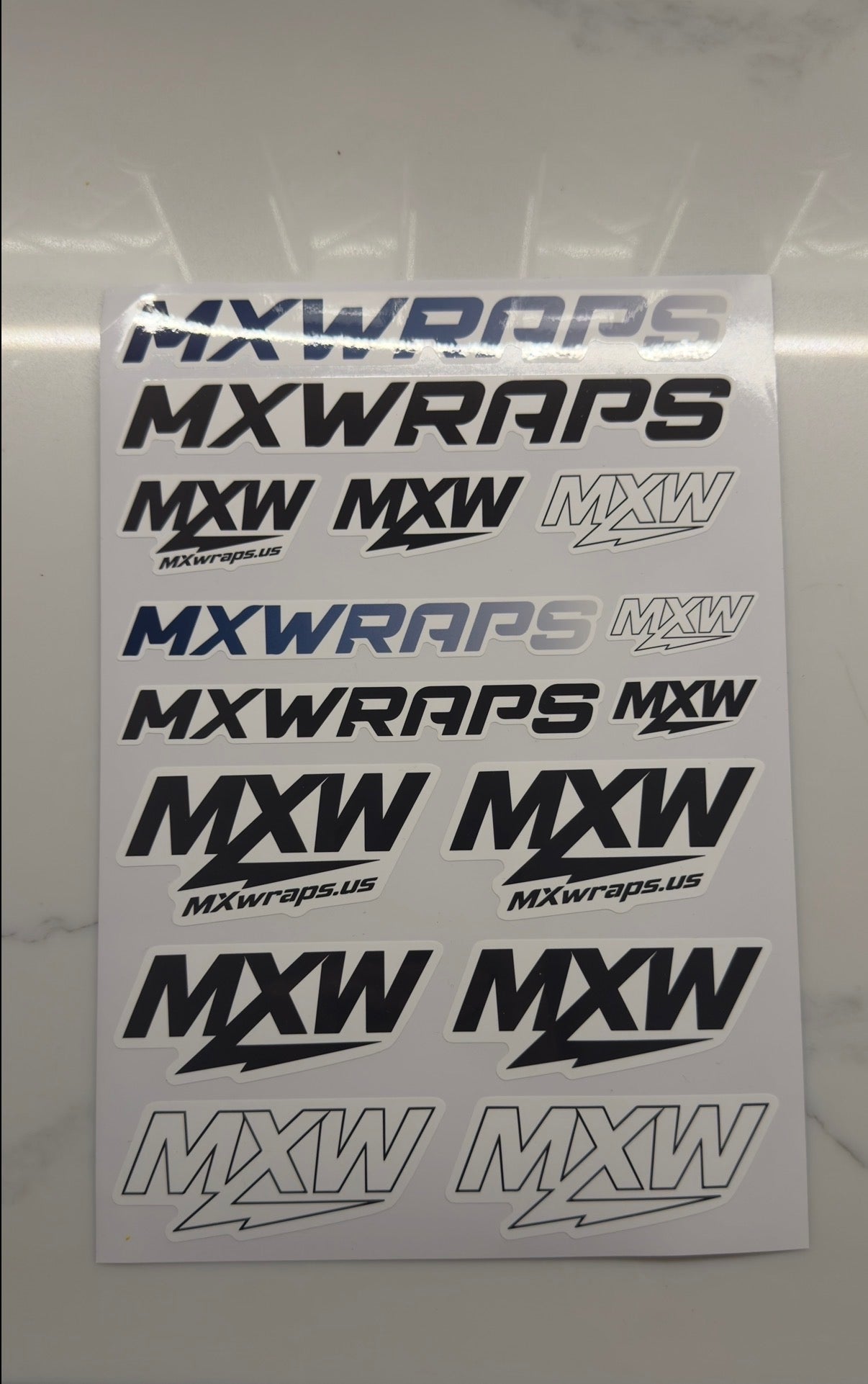 Autocollants de logo personnalisés pour la personnalisation