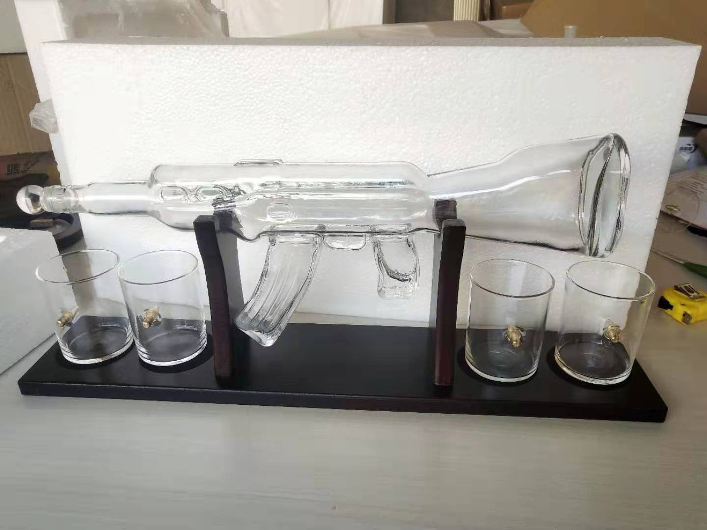 Crystal Glass AK47 Rifle Gun Whiskey Wine Glass Decanter With 4 Whiskey Glasses Set For Liquor,Whiskey,Vodka,Brandy - Korvel