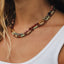 Collier en ambre cognac brut de la mer Baltique avec jade vert et agate rayée