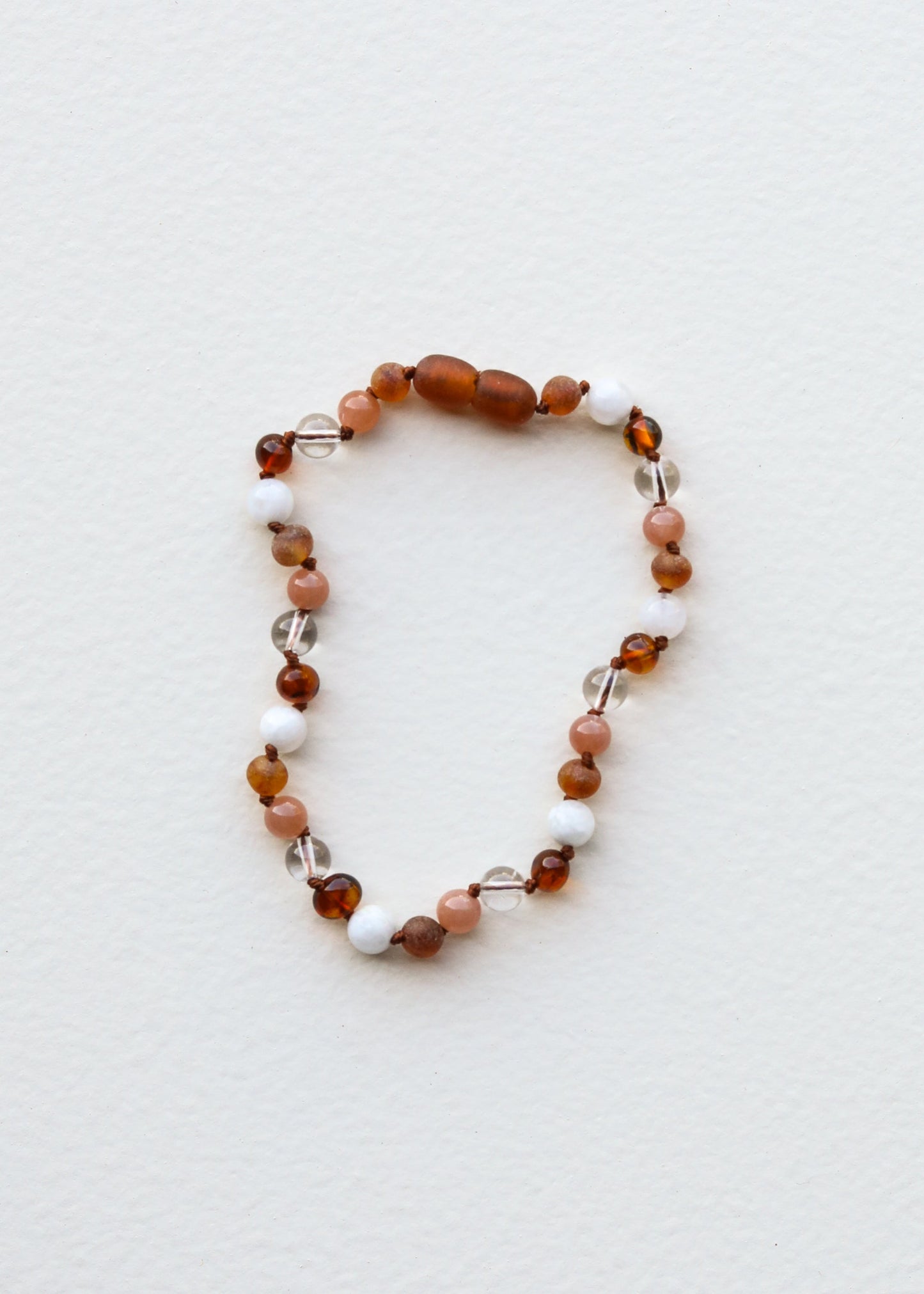 Pulsera de piedra preciosa de ámbar del mar Báltico con sol y luna
