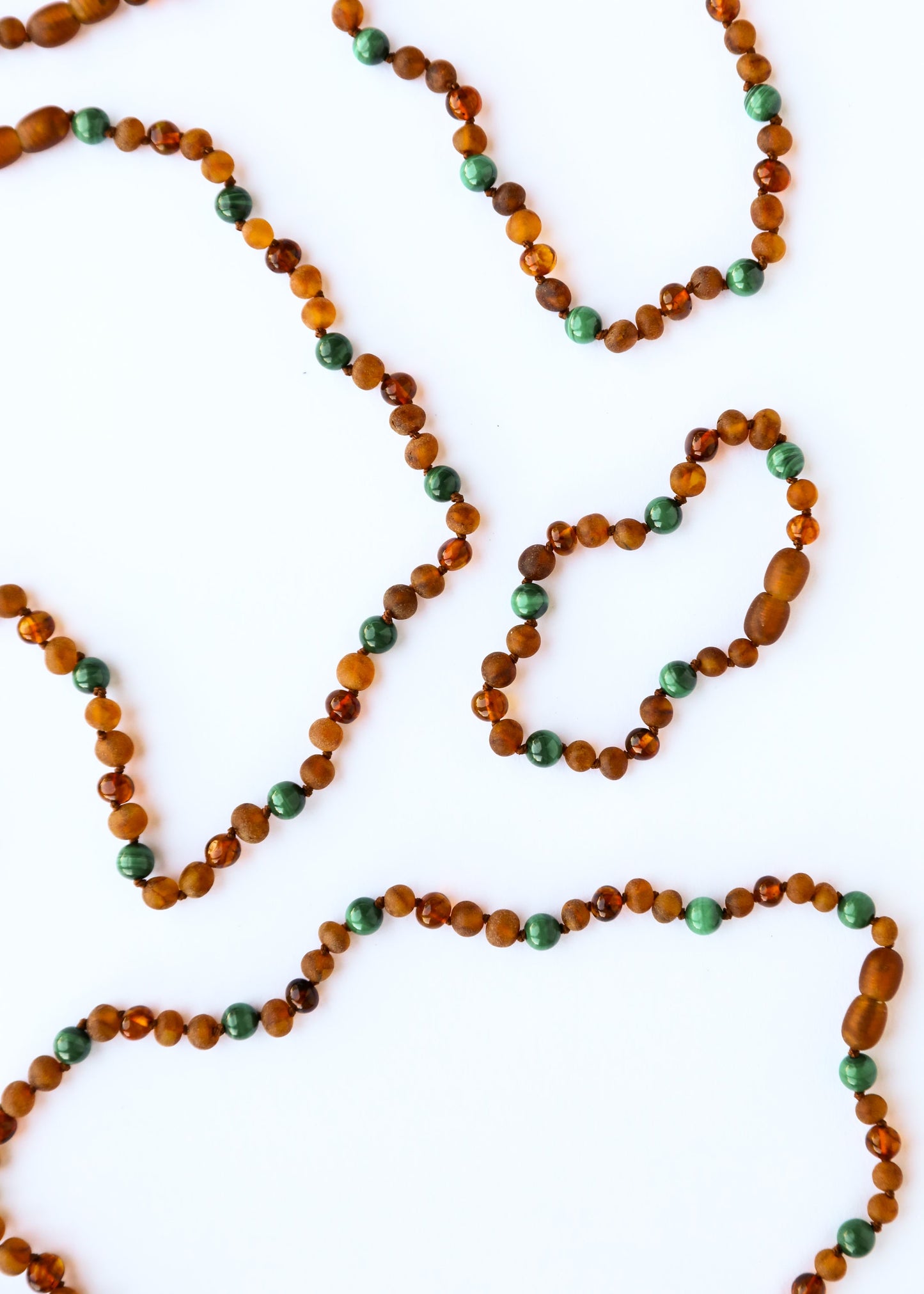 Collier Halo en Ambre de la Mer Baltique et Malachite