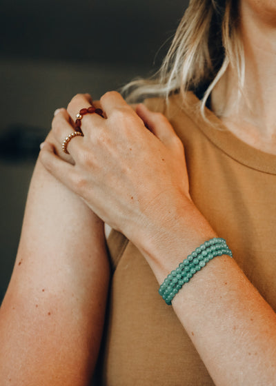 Polished Aventurine Adult Bracelet