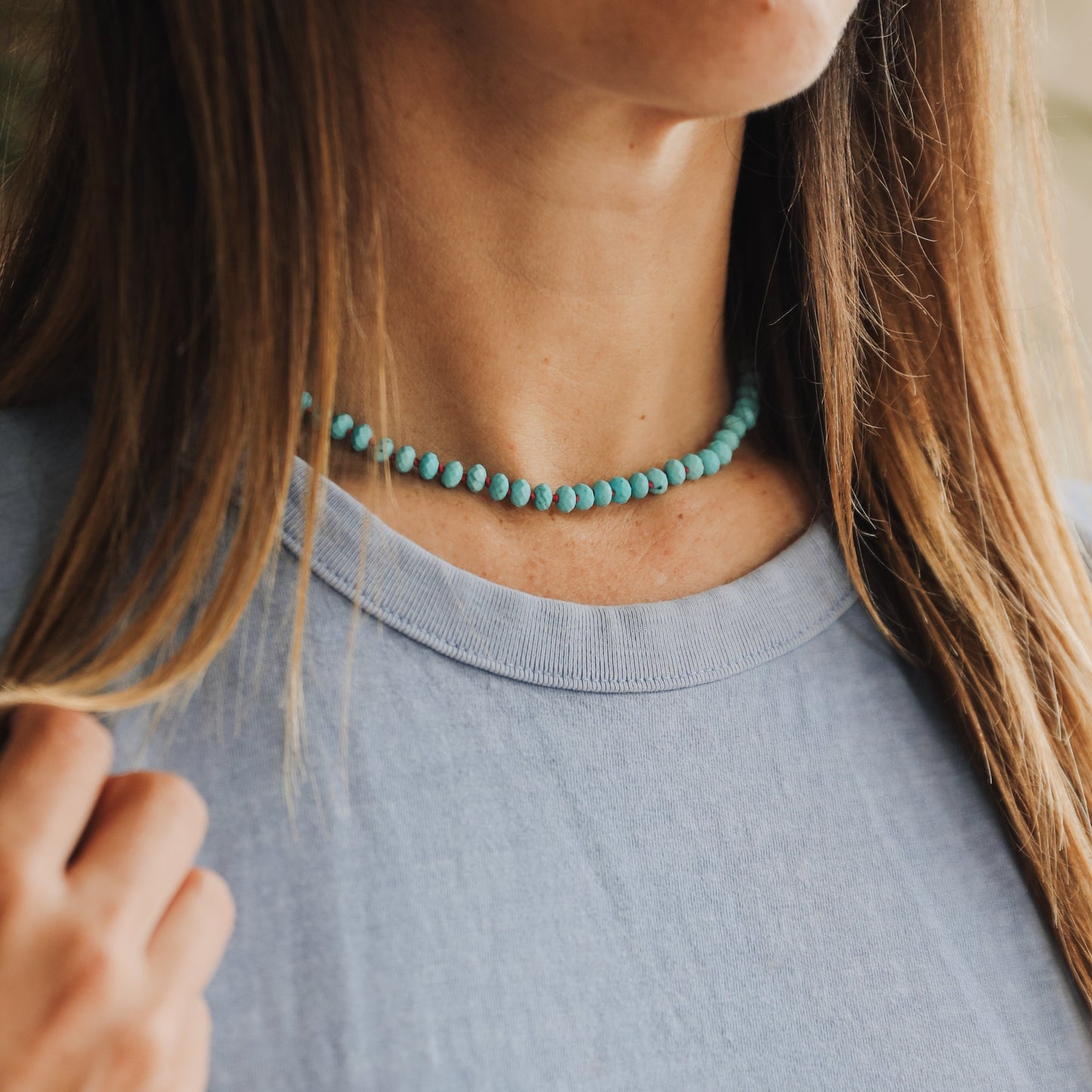Collier en turquoise et or 14 carats avec fermoir à bascule