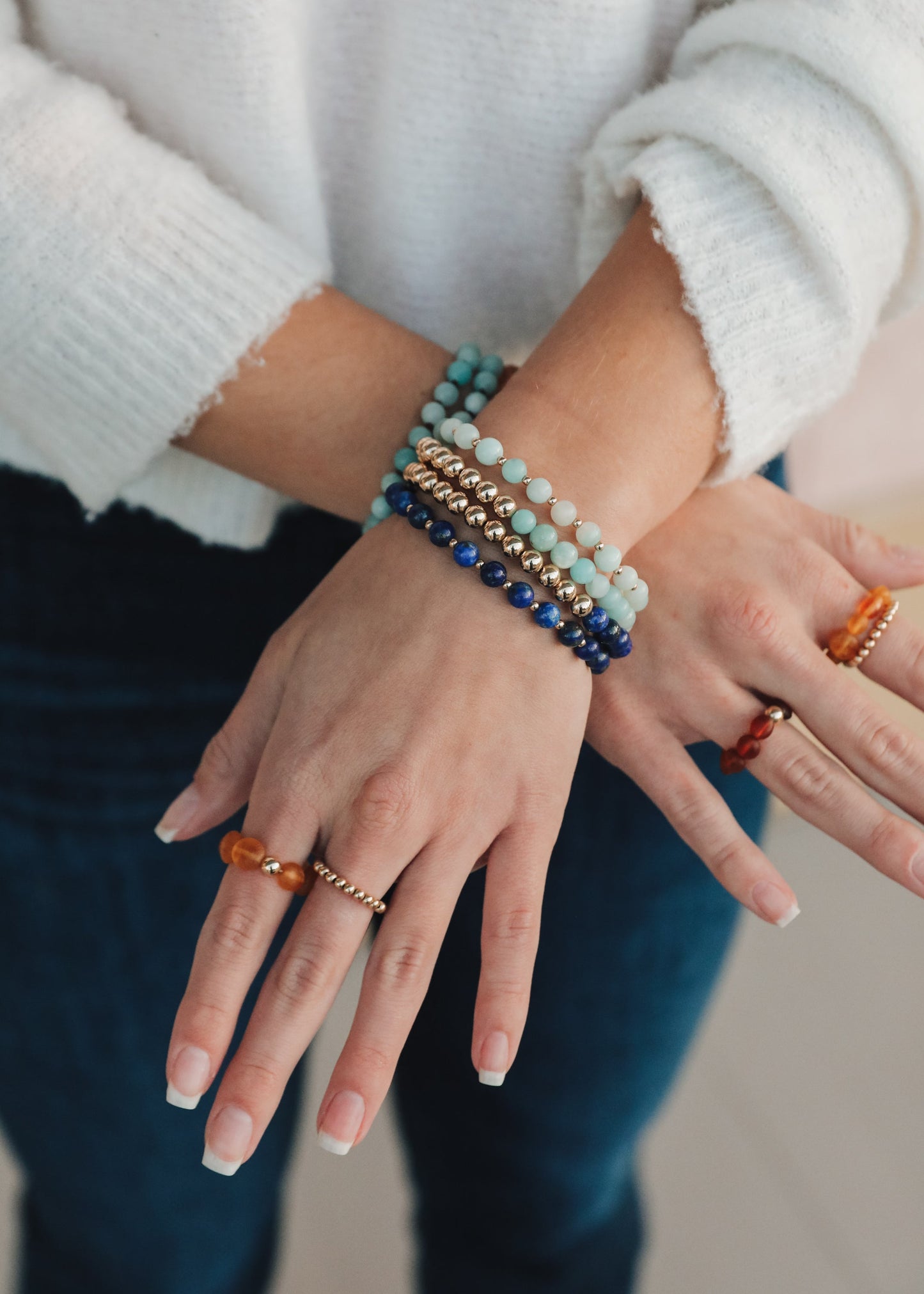 Pulsera elástica de piedras preciosas de aventurina y oro de 14 quilates