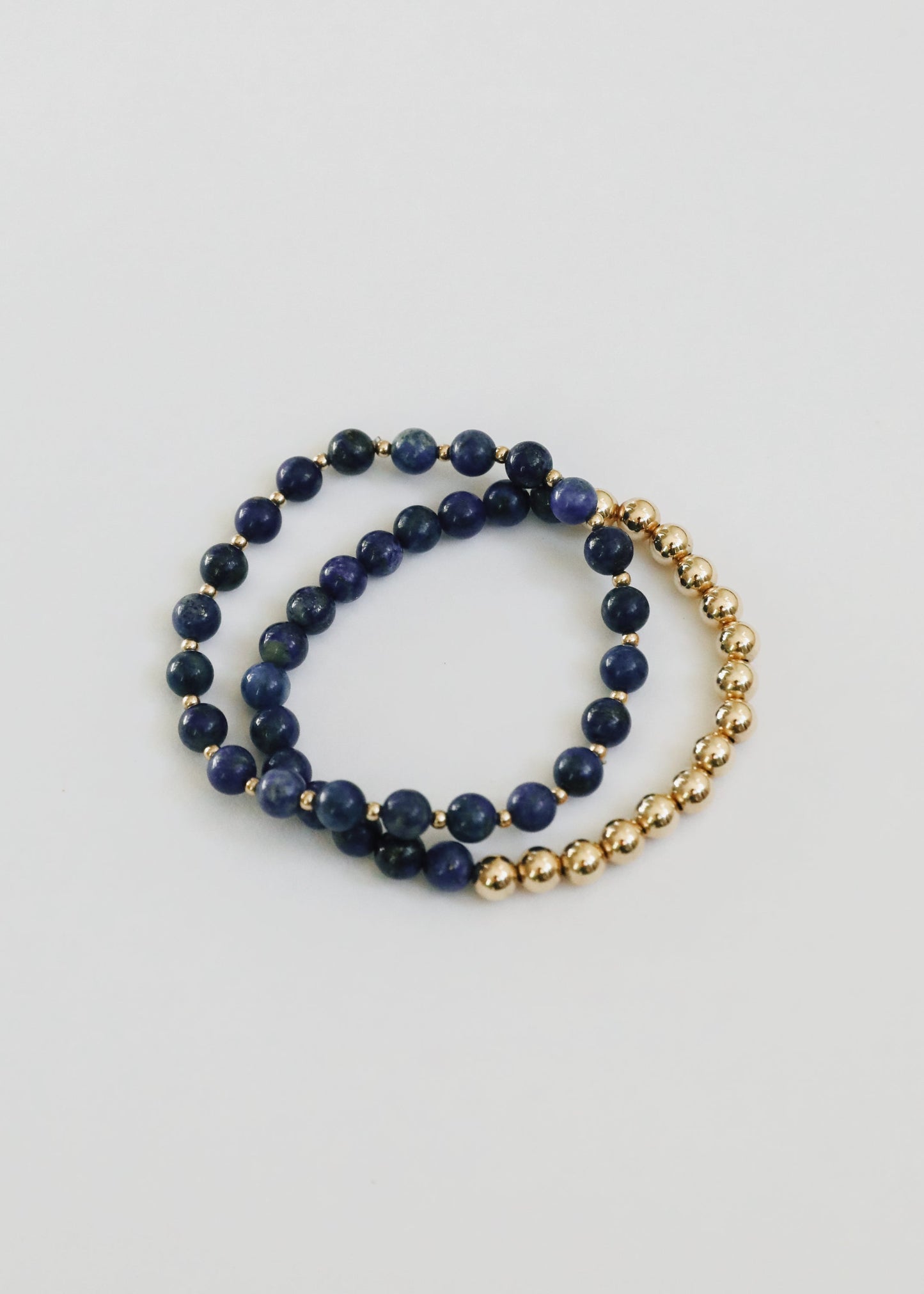 Pulsera de Estiramiento de Lapis Lazuli y Oro Relleno de 14k Sol + Luna
