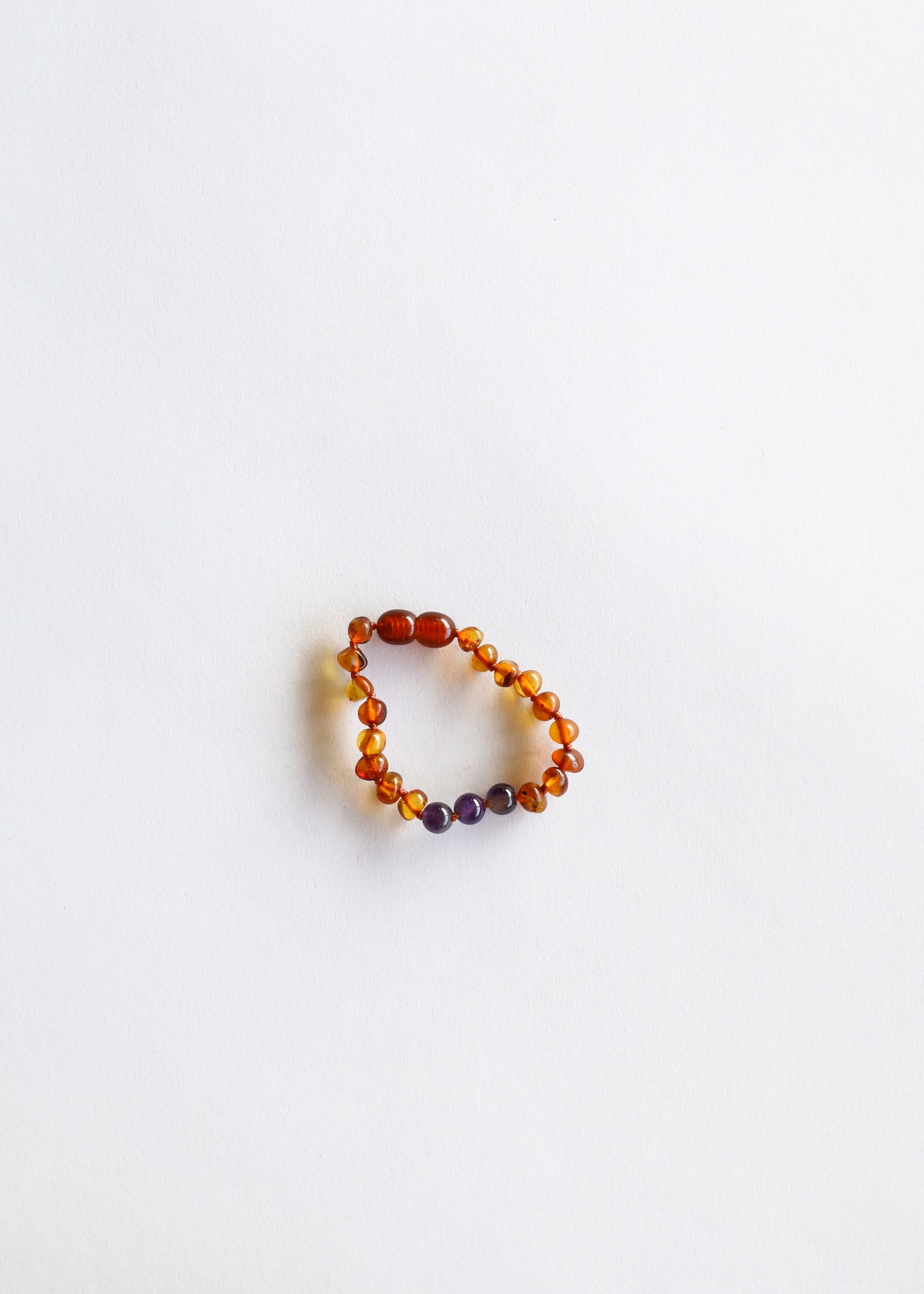 Bracelet/Anklet en Ambre Baltique Cognac Poli et Améthyste