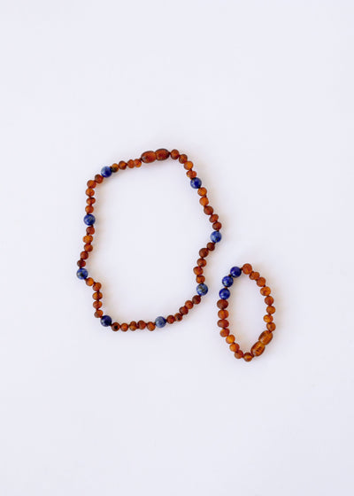 Collar Halo de Ámbar Báltico Cognac Crudo y Lapislázuli