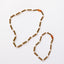 Collar de cuentas de madera de avellana y perlas